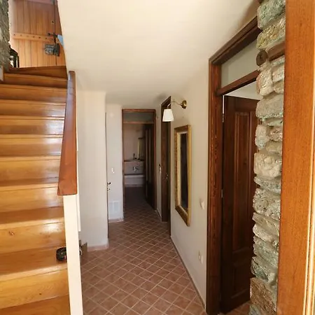 House Smaragdi Holiday home *