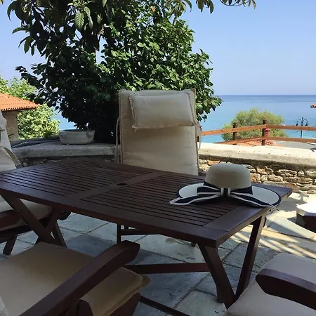 Holiday home House Smaragdi *