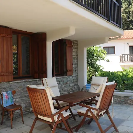 House Smaragdi
